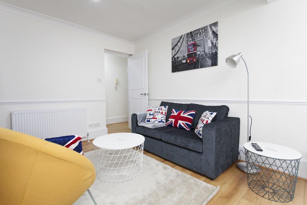 Italianflat - Warwick * London